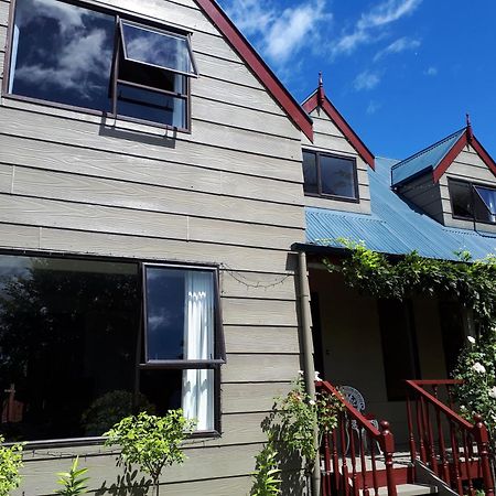 타우마루누이 Rangaroa Heights B&B 외부 사진