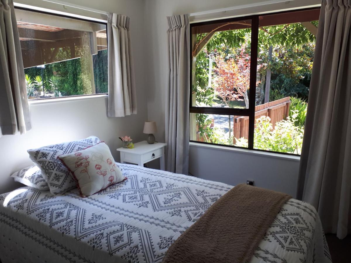 타우마루누이 Rangaroa Heights B&B 외부 사진