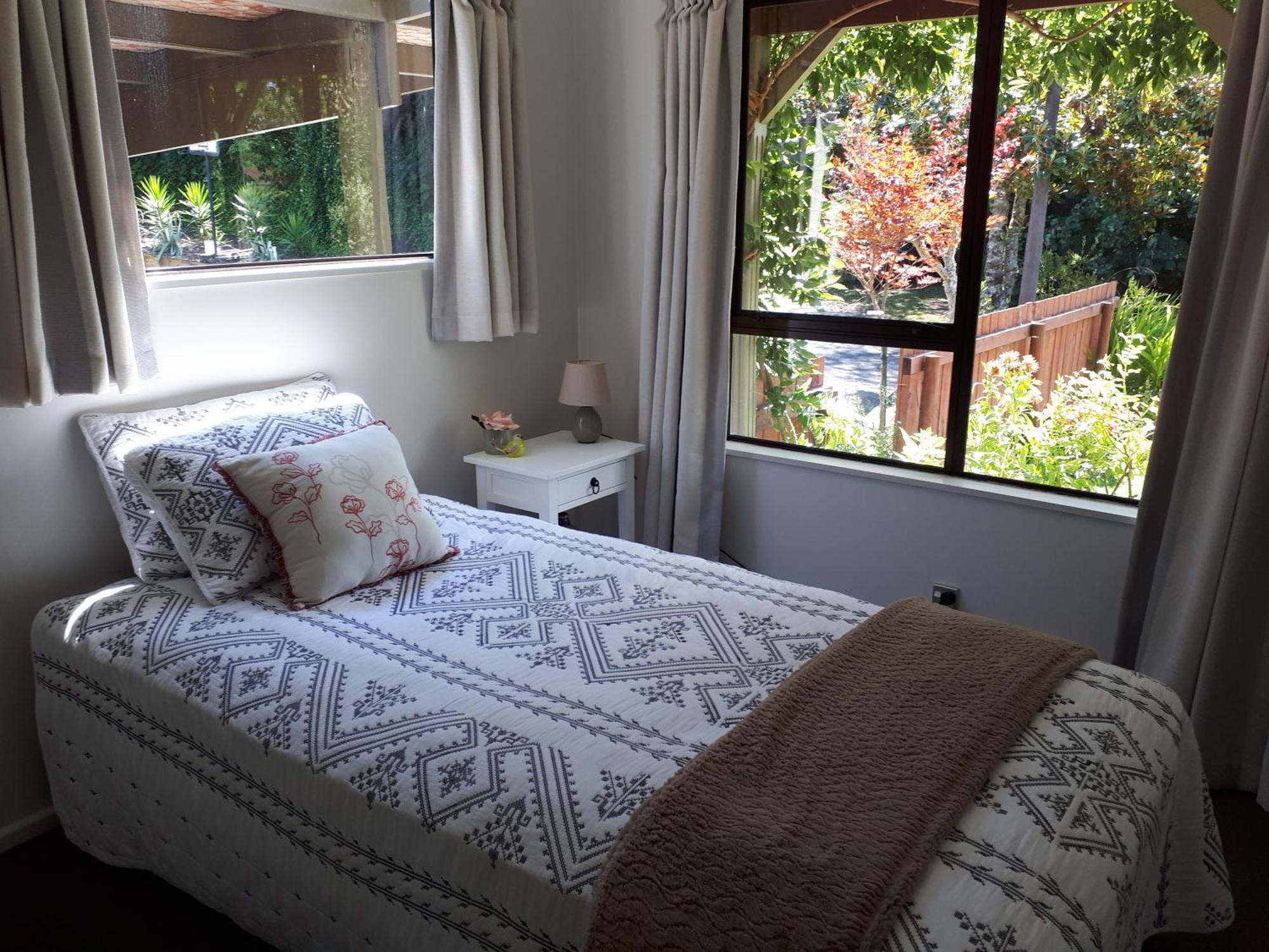 타우마루누이 Rangaroa Heights B&B 외부 사진